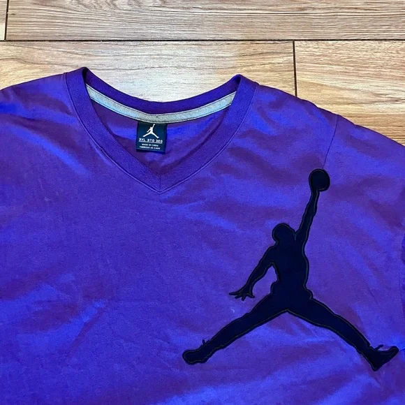 Jordan Jumpman Embroidered V-Neck Athletic Tee with Jump Logo - Picture 2 of 4